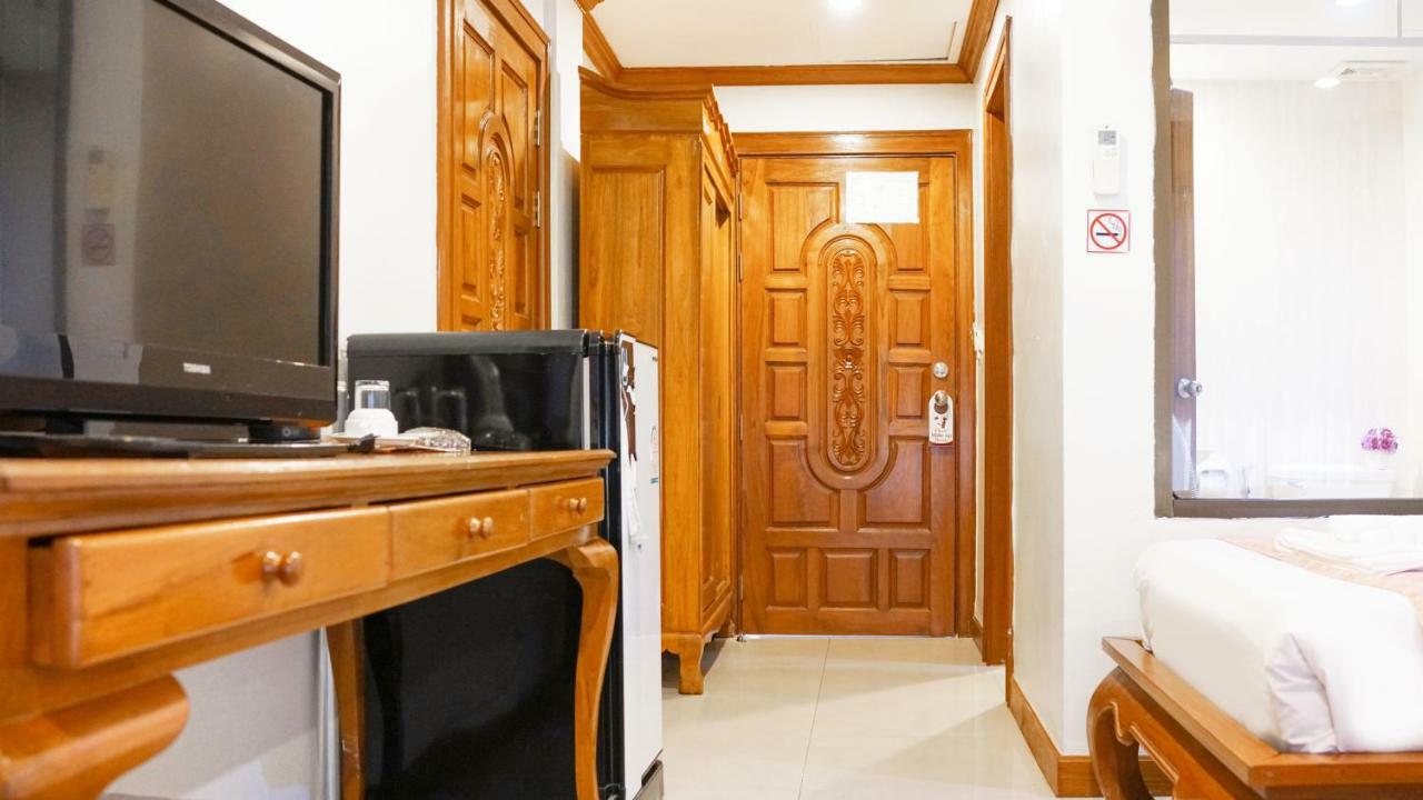 New Life Phuket Classic Patong Екстер'єр фото