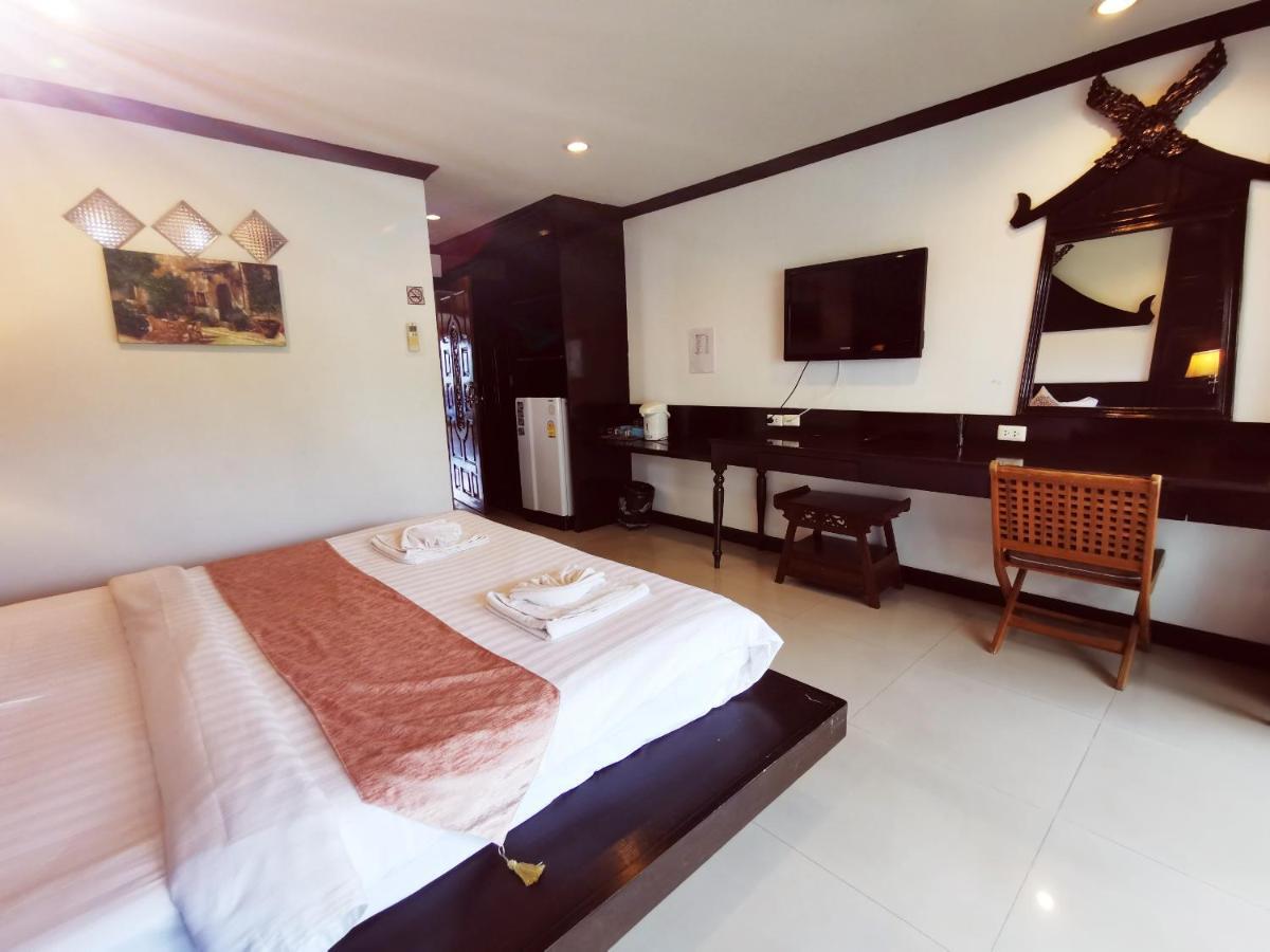 New Life Phuket Classic Patong Екстер'єр фото