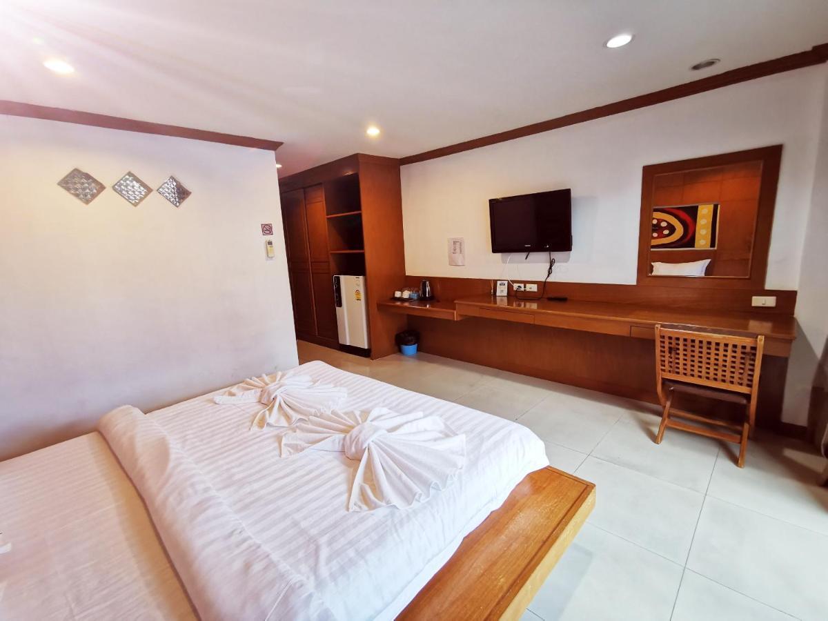 New Life Phuket Classic Patong Екстер'єр фото